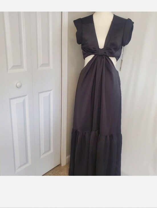 Jason Wu Dresses & Skirts - Jason Wu Size M Black Satin Cut-out Maxi Dress NWT Front Knot Detail V- Neckline